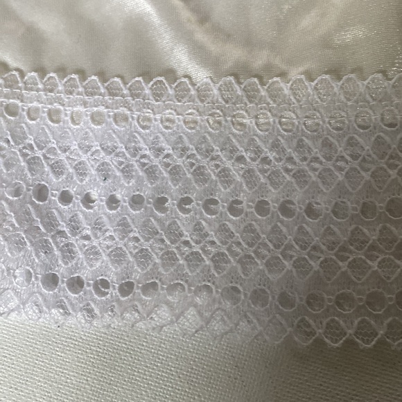 Set of two half slips, black and white - Picture 4 of 4